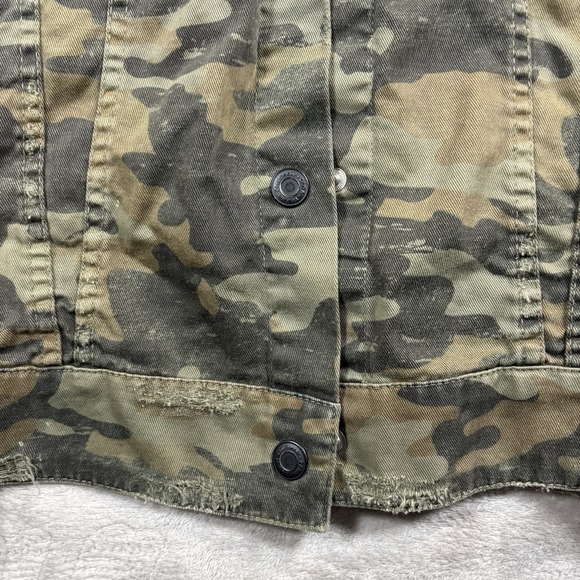 Women's Camouflage Snap Front Jacket Med Army Theme Pockets - Picture 6 of 7